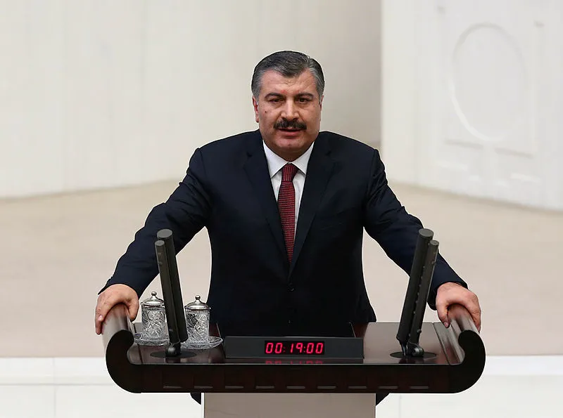 Yeni bakanlar Meclis'te yemin etti