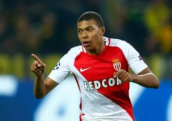 Real Madrid'den Mbappe için 180 milyon Euro