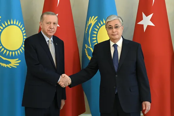 son-dakika-baskan-erdogan-kazakistan-donusu-basin-mensuplarinin-sorularini-yanitladi-1665735799946.jpg Son dakika: Başkan Erdoğan, Kazakistan dönüşü basın mensuplarının sorularını yanıtladı - 7