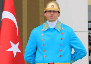 Külliye'deki polislere yeni üniforma​
