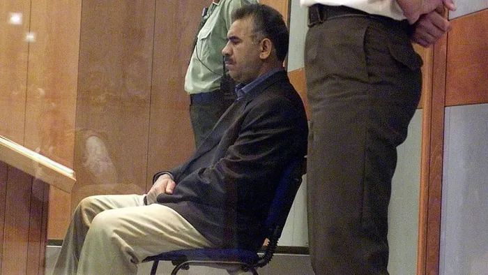 dem-partinin-ocalan-ziyareti-bakan-tunc-uygun-bir-gun-icin-calismamiz-olacak-1733818939154.jpg DEM Parti'nin Öcalan ziyareti! Bakan Tunç: Uygun bir gün için çalışmamız olacak - 1