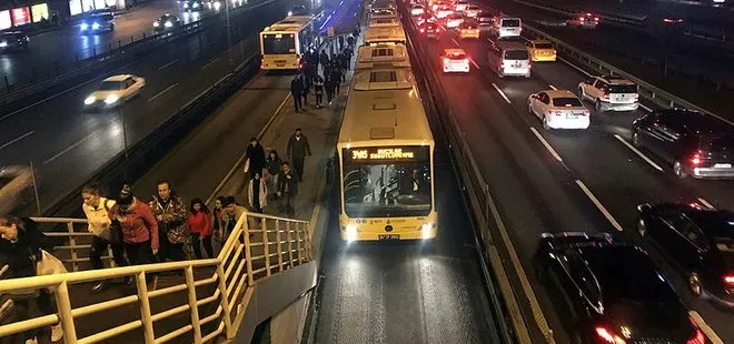 Topkapı’da arızalanan metrobüs seferleri aksattı