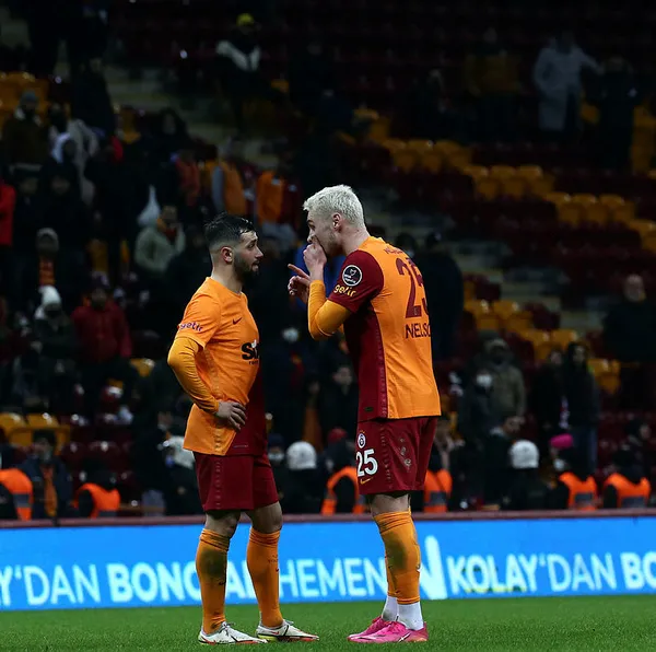 galatasarayli-omer-bayram-hollanda-basinina-konustu-hedefim-kariyerimi-galatasarayda-sonlandirmak-1650472694731.jpg Galatasaraylı Ömer Bayram Hollanda basınına konuştu: Hedefim kariyerimi Galatasaray'da sonlandırmak - 3