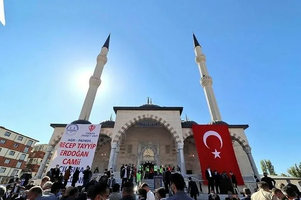 2 bin kişilik Recep Tayyip Erdoğan Camii açıldı!