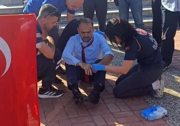 Muhtarlar Günü'nde kürsüde konuşan muhtar baygınlık geçirdi