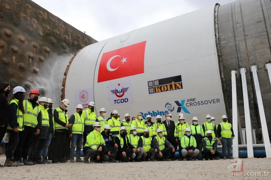 Ulaştırma ve Altyapı Bakanı Adil Karaismailoğlu İzmir-Afyonkarahisar-Ankara YHT tünel kazı başlangıç törenine katıldı 21