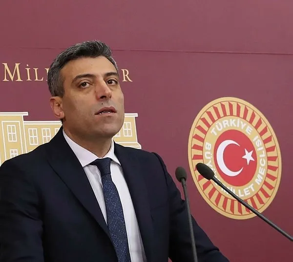 Son dakika: Eski CHP’li Öztürk Yılmaz Kılıçdaroğlu’nu topa tuttu: Yürüyen yalan makinesi