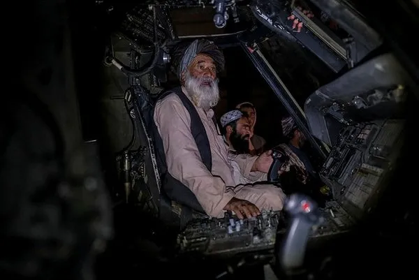 ABD’nin Bagram Üssü Taliban karargahı oldu