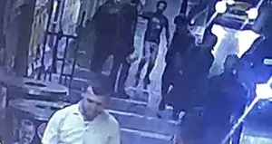 Akılalmaz olay! Müşterilere tiner fırlattı