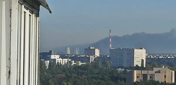 son-dakika-ukraynanin-baskenti-kievde-patlama-sesleri-bolgeden-dumanlar-yukseldi-1666075893703.jpg Son dakika: Ukrayna'nın başkenti Kiev'de patlama sesleri! Bölgeden dumanlar yükseldi - 2