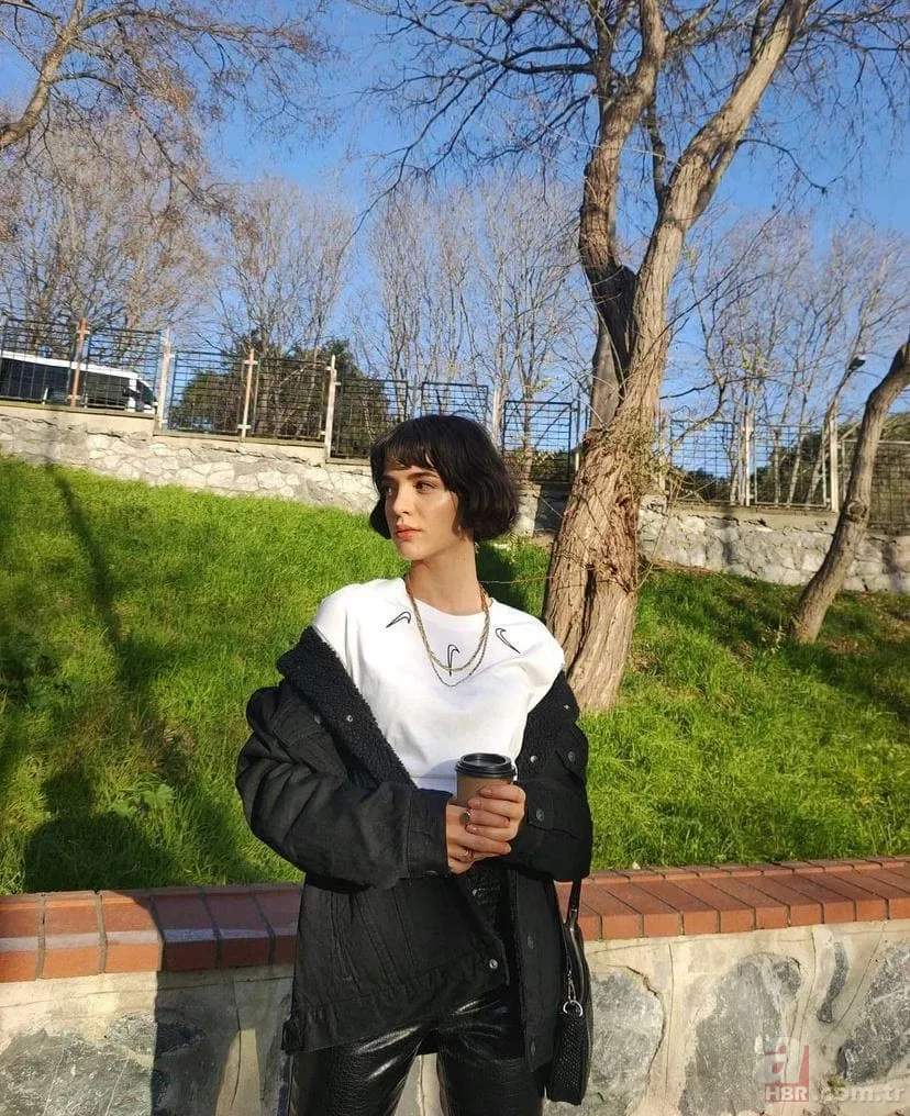 Yalnız Kurt Mira kimdir, gerçek adı ne? Yalnız Kurt Yaprak Medine kimdir, kaç yaşında? İşte Instagram hesabı... 8