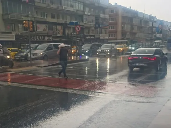 Beklenen yağış başladı! Peki İstanbul'da yağış ne kadar sürecek? - 2