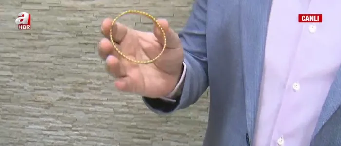 Tezgahtaki altınlardan hangi taraftakiler sahte? Sağ mı sol mu? | Sahte bilezik nasıl anlaşılır? Canlı yayında anlattı