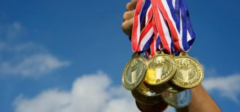 Vakıf Emeklilik Faaliyet Raporu'na 6 ödül