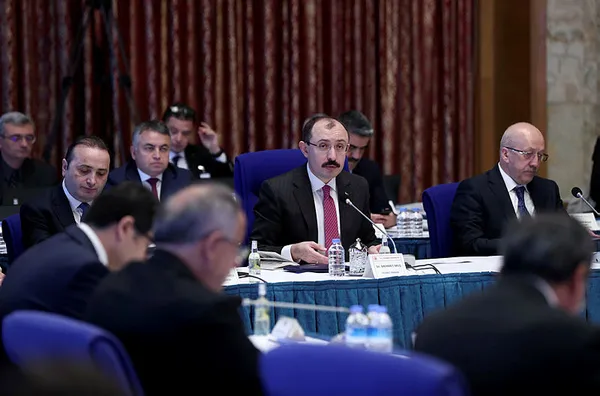 Son dakika: Ticaret Bakanı Mehmet Muş’tan ihracat rakamı açıklaması! Yüzde 15,4’lük artışla 209,5 milyar dolar oldu