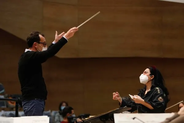 son-dakika-baskan-erdogan-cso-yeni-konser-salonu-acilisinda-konusuyor-1607010426093.jpg Son dakika:Başkan Erdoğan CSO yeni konser salonu açılışında konuştu: Tüm güzellikler notalara burada yansıyacak - 7