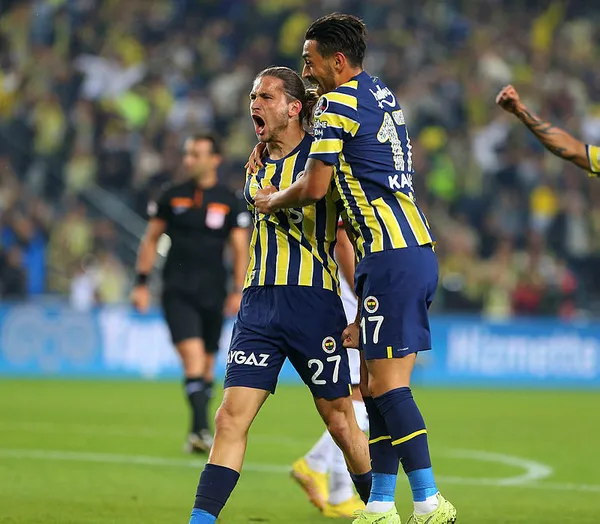 fenerbahcenin-yildizi-crespodan-turk-milli-takimi-sozleri-teklif-gelirse-forma-giyebilirim-1668098002187.jpg Fenerbahçe'nin yıldızı Crespo'dan Türk Milli Takımı sözleri: Teklif gelirse forma giyebilirim - 4