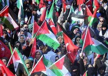 İstanbul'daki AK Parti'li ilçe belediyeleri Gazze için toplanacak! “İnsanlığın Onur Sınavı: Gazze”