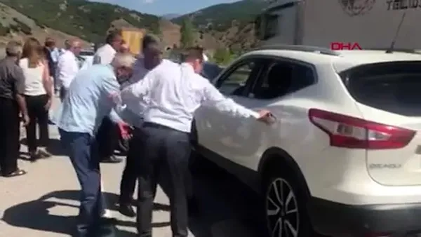 Son dakika | Kemal Kılıçdaroğlu’nun konvoyunda kaza! Yaralılar var