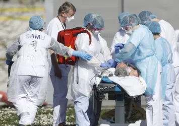 Hollanda'da corona virüsten ölenlerin sayısı 5 bin 288'e yükseldi
