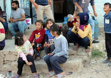 "PYD sivillerin Afrin'deki evlerine dönmesine izin vermiyor"
