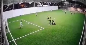 Halı sahada gelen ölüm! 48 yaşındaki adamın acı sonu