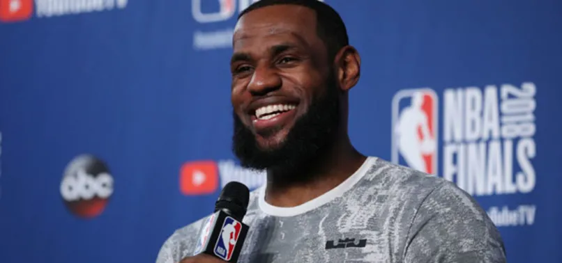 LeBron James Los Angeles Lakers'ta