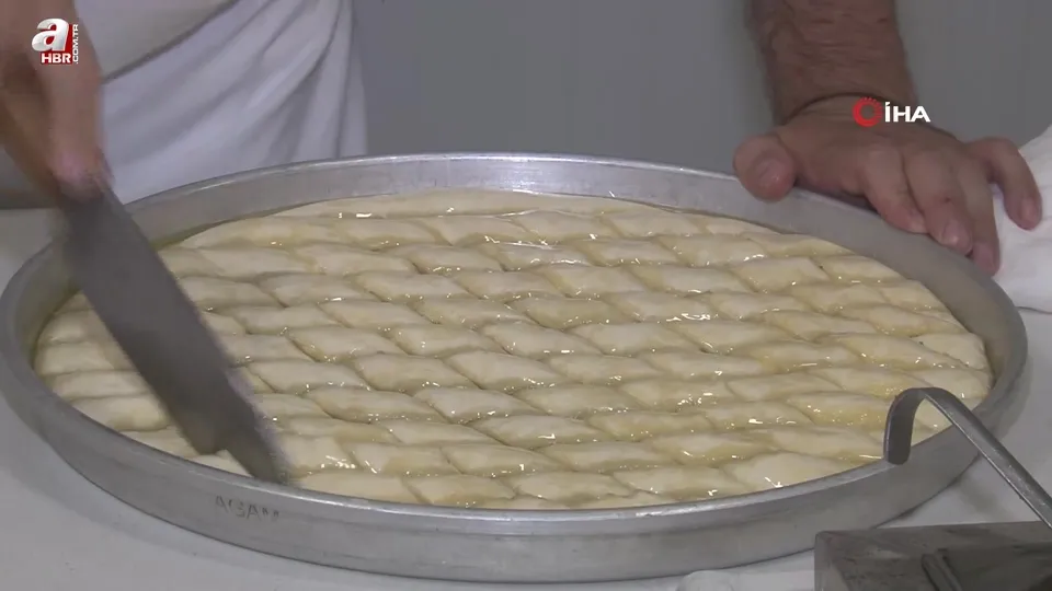 İzmir’de baklava mesaisi
