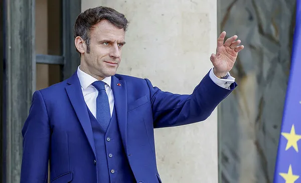 fransa-cumhurbaskani-macrondan-aciklama-putinin-amaci-ukraynanin-tamamini-kontrol-altina-almak-1646324249565.jpg Fransa Cumhurbaşkanı Macron'dan açıklama: Putin'in amacı Ukrayna'nın tamamını kontrol altına almak - 1