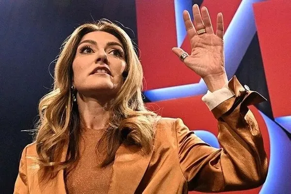 Hollanda’nın yeni başbakanı Türk ve İslam düşmanı Geert Wilders oldu! PKK’lının kızı Dilan Yeşilgöz ise 3. sırada yer aldı