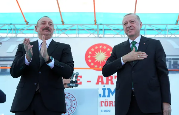Son dakika: Rize Artvin Havalimanı projesi hizmete girdi! Açılışı Başkan Erdoğan ve Aliyev birlikte yaptı