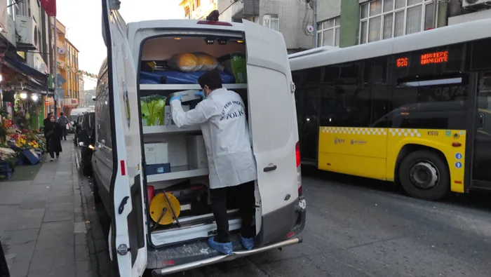Son dakika: İstanbul'da sır olay: Kağıthane'de 3 arkadaş ofiste ölü bulundu! A Haber olay yerinde - 4