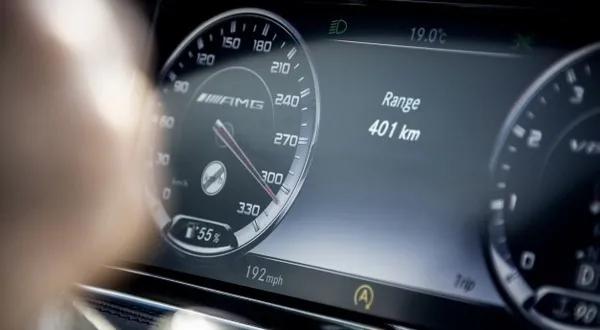 Otoyollarda otomobillerin hız sınırları yükseltildi! 1 Temmuz’da başlayacak