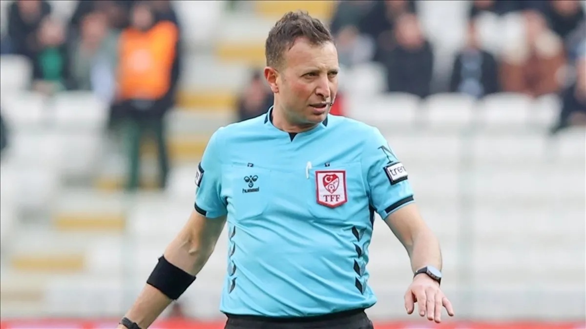 Galatasaray-Beşiktaş derbisinin hakemi belli oldu: Yasin Kol düdük çalacak