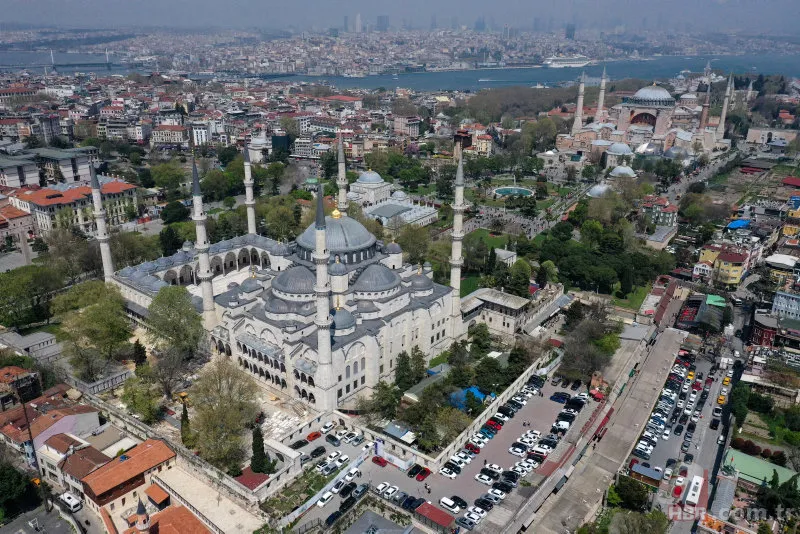 Sultanahmet Camii Başkan Recep Tayyip Erdoğan'ın katılımıyla ibadete açıldı! Diyanet'i kapatmak isteyen 7'liye 14 Mayıs mesajı 5