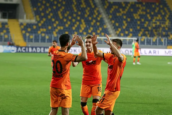 Cimbom zirve takibini sürdürdü I Gençlerbirliği 0-2 Galatasaray MAÇ SONUCU-ÖZET