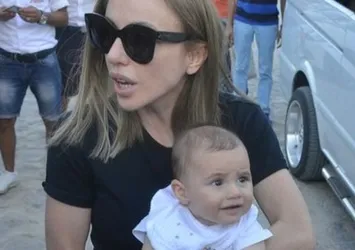 Gülşen'in uçakta panik anları