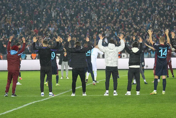 abdullah-avci-kupalarin-hepsine-talibiz-1646170881180.jpg Abdullah Avcı: Kupaların hepsine talibiz | Fenerbahçe maçı ile ilgili açıklama - 2