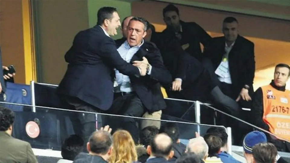 Ali Koç'a büyük şok! Kongre üyeleri harekete geçti