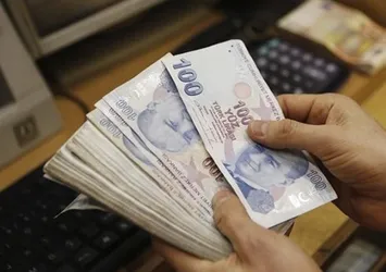 Hem emekli maaşı hem de ikramiyeler artıyor! Yüz binleri ilgilendiren düzenleme! 3600 ek gösterge gelirleri nasıl değiştirecek kimleri kapsayacak?