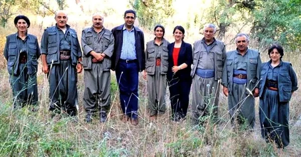 1679554561254.jpg HDP'nin yolunu Meclis değil KCK çizer! 6'lı koalisyonda yeni kriz - 7