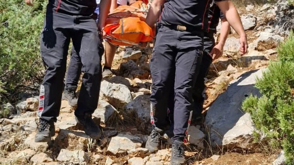 Ekşi toplamak için gittiği arazide hayatını kaybetti