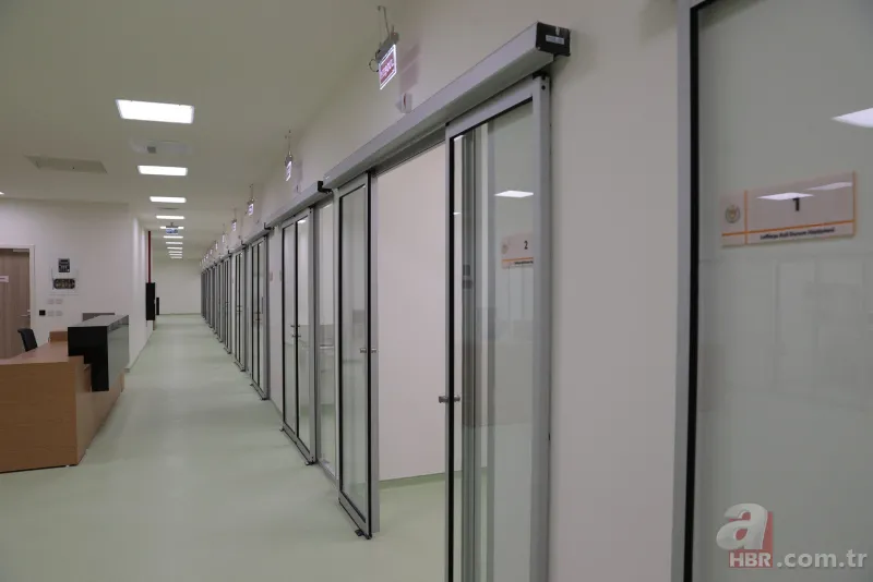 KKTC'de Lefkoşa Acil Durum Hastanesi açıldı 12