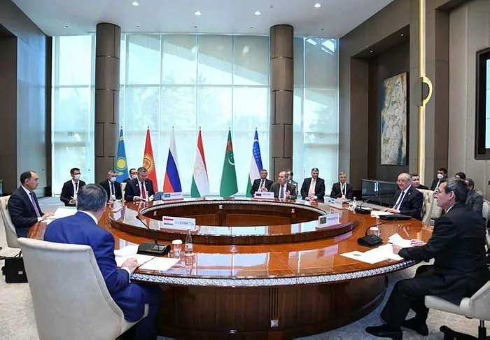 Rusya Dışişleri Bakanı Sergey Lavrov'dan flaş sözler: ABD'nin Afganistan'daki misyonu çöktü - 4