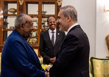 Bakan Fidan Cibuti Cumhurbaşkanı ile görüştü