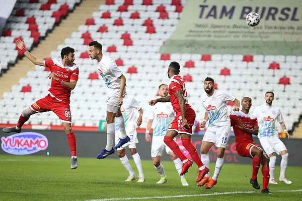 caykur-rizespor-galibiyet-hasretine-son-verdi-antalyaspor-2-3-caykur-rizespor-mac-sonucu-ozet-1618596813645.jpg Çaykur Rizespor galibiyet hasretine son verdi! Antalyaspor 2-3 Çaykur Rizespor (MAÇ SONUCU-ÖZET) - 2