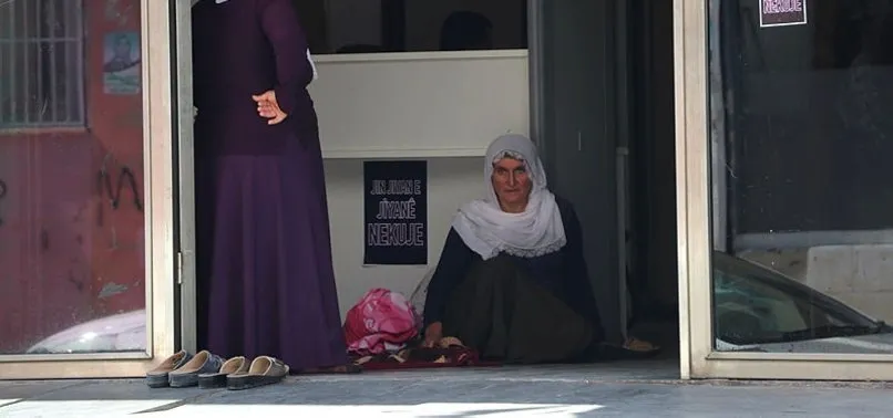 Kahraman anne oğlunu PKK'nın elinden söke söke aldı