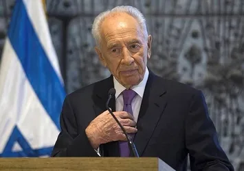 Şimon Peres felç geçirdi