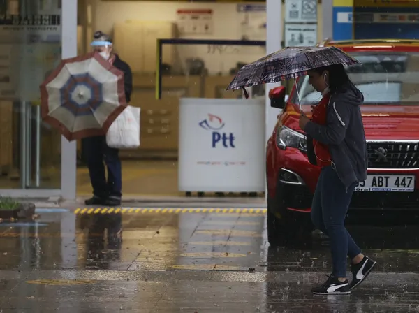 1622639636441.jpg Son dakika: HAVA DURUMU! Meteorolojiden peş peşe sağanak ve fırtına uyarısı! İstanbul Ankara İzmir'de hava nasıl olacak? - 6