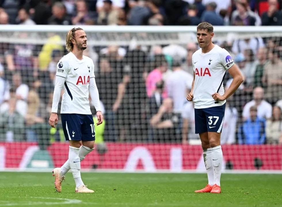 tottenhamin-gol-orucu-bozuldu-3-puana-yine-tutunamadi-1789830101849.jpg Tottenham Premier League'de ilk gollerini attı ancak Aston Villa karşısındaki geri dönüşü galibiyet için yeterli olmadı - 3